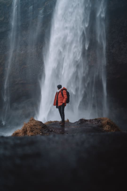 iceland-waterfall-alt