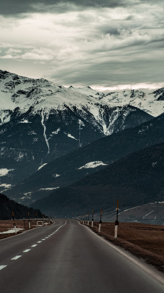 italy-road-mountains